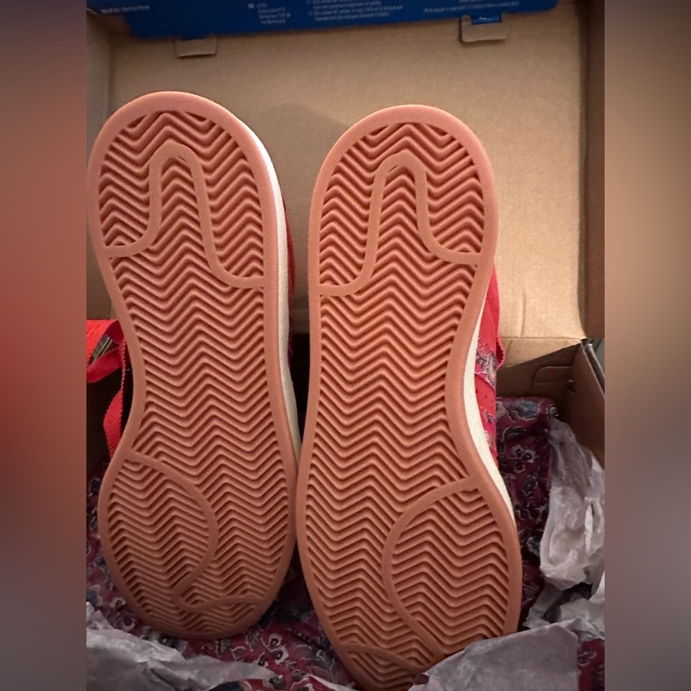 Adidas Women's Red and Floral Campus Sneakers - Picture 10 of 11